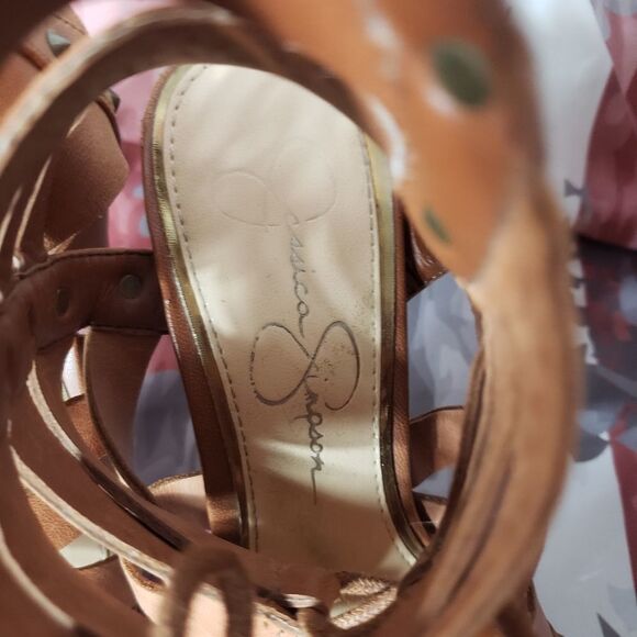 Jessica Simpson Gladiator - Picture 5 of 6